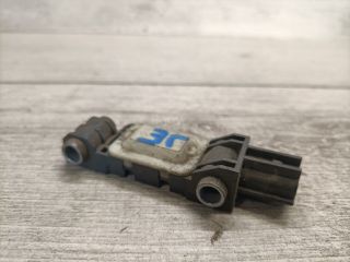 bontott AUDI A4 B7 Jobb első Oldal Ütközés Érzékelő