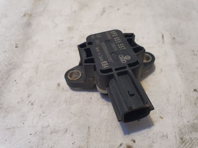 bontott AUDI A4 B7 Jobb első Oldal Ütközés Érzékelő