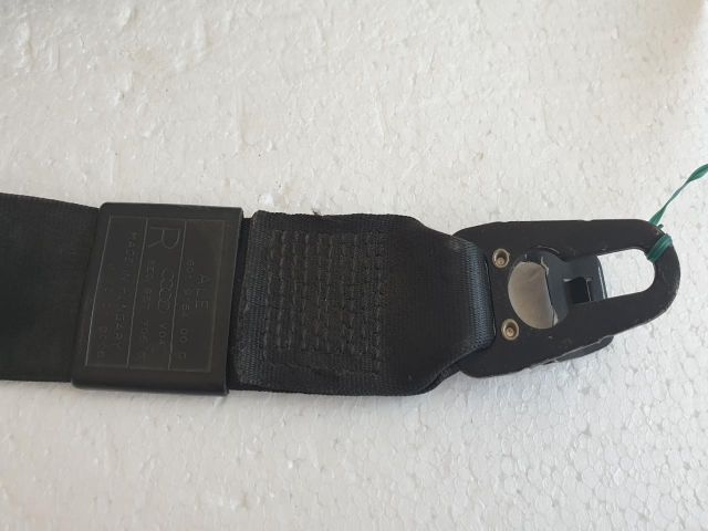 bontott AUDI A4 B7 Jobb első Övfeszítő