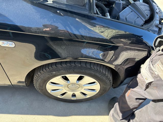 bontott AUDI A4 B7 Jobb első Sárvédő