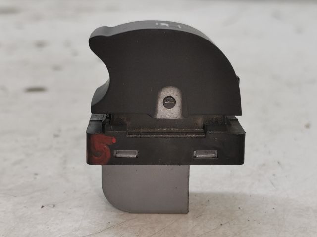 bontott AUDI A4 B7 Jobb hátsó Ablakemelő Kapcsoló