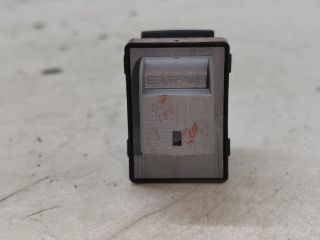 bontott AUDI A4 B7 Jobb hátsó Ablakemelő Kapcsoló