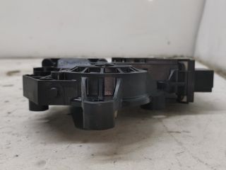 bontott AUDI A4 B7 Jobb hátsó Ablakemelő Motor