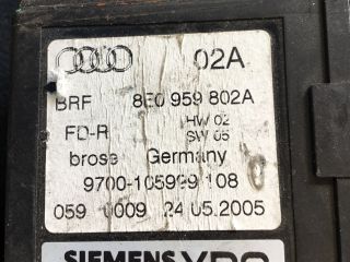 bontott AUDI A4 B7 Jobb hátsó Ablakemelő Motor