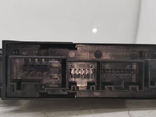 bontott AUDI A4 B7 Jobb hátsó Ablakemelő Motor