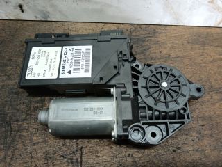 bontott AUDI A4 B7 Jobb hátsó Ablakemelő Motor