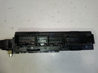 bontott AUDI A4 B7 Jobb hátsó Ablakemelő Motor