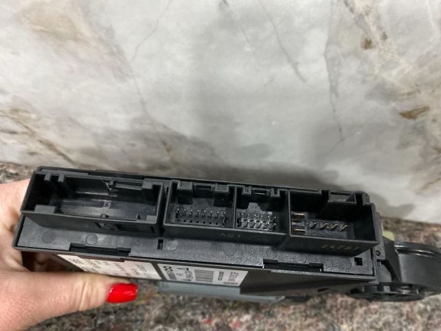 bontott AUDI A4 B7 Jobb hátsó Ablakemelő Motor