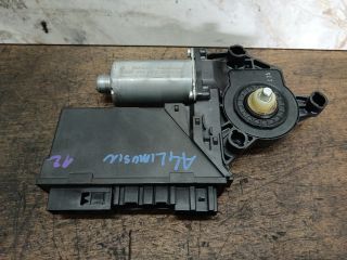 bontott AUDI A4 B7 Jobb hátsó Ablakemelő Motor