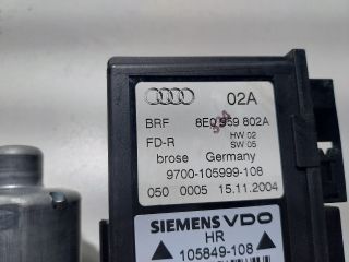 bontott AUDI A4 B7 Jobb hátsó Ablakemelő Motor