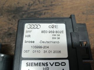 bontott AUDI A4 B7 Jobb hátsó Ablakemelő Motor