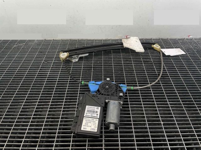 bontott AUDI A4 B7 Jobb hátsó Ablakemelő Szerkezet (Elektromos)