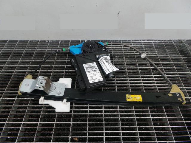 bontott AUDI A4 B7 Jobb hátsó Ablakemelő Szerkezet (Elektromos)