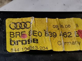 bontott AUDI A4 B7 Jobb hátsó Ablakemelő Szerkezet (Elektromos)