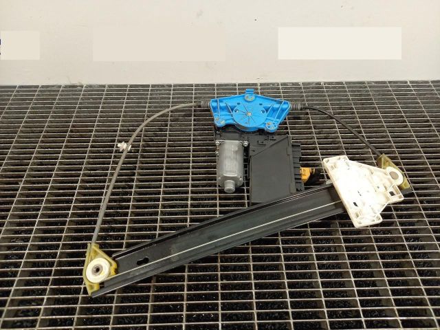 bontott AUDI A4 B7 Jobb hátsó Ablakemelő Szerkezet (Elektromos)