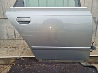 bontott AUDI A4 B7 Jobb hátsó Ajtó (Részeivel)