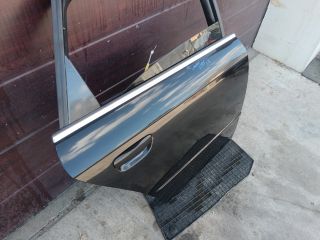 bontott AUDI A4 B7 Jobb hátsó Ajtó (Részeivel)