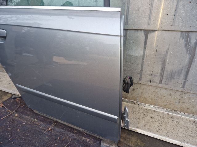 bontott AUDI A4 B7 Jobb hátsó Ajtó (Részeivel)