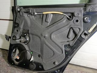 bontott AUDI A4 B7 Jobb hátsó Ajtó (Részeivel)