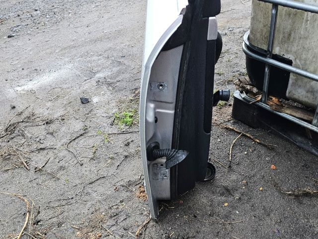 bontott AUDI A4 B7 Jobb hátsó Ajtó (Részeivel)