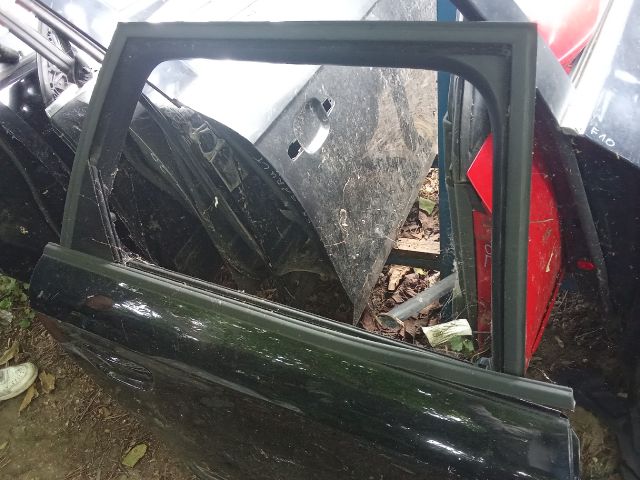 bontott AUDI A4 B7 Jobb hátsó Ajtó (Üres lemez)