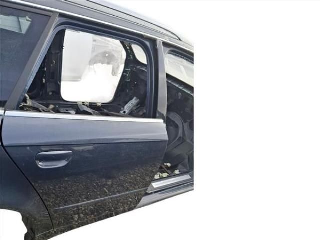 bontott AUDI A4 B7 Jobb hátsó Ajtó (Üres lemez)