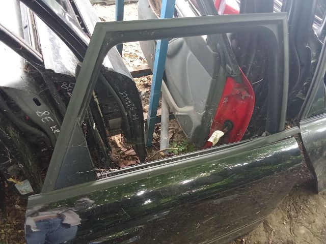 bontott AUDI A4 B7 Jobb hátsó Ajtó (Üres lemez)