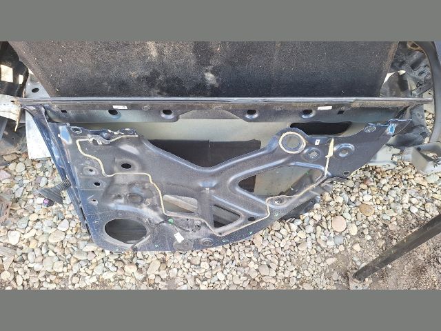 bontott AUDI A4 B7 Jobb hátsó Ajtó (Üres lemez)