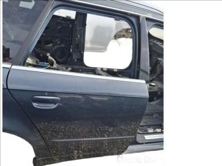 bontott AUDI A4 B7 Jobb hátsó Ajtó (Üres lemez)