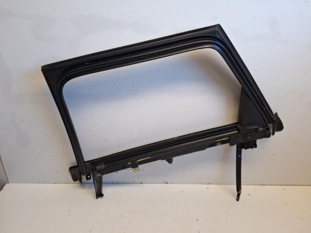 bontott AUDI A4 B7 Jobb hátsó Ajtókeret