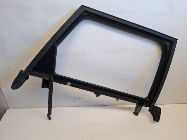 bontott AUDI A4 B7 Jobb hátsó Ajtókeret