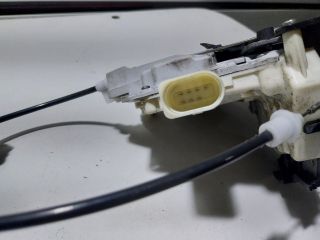 bontott AUDI A4 B7 Jobb hátsó Ajtózár