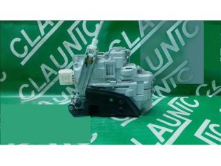 bontott AUDI A4 B7 Jobb hátsó Ajtózár