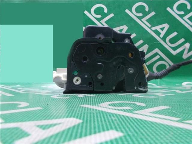 bontott AUDI A4 B7 Jobb hátsó Ajtózár