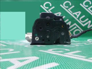 bontott AUDI A4 B7 Jobb hátsó Ajtózár