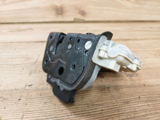 bontott AUDI A4 B7 Jobb hátsó Ajtózár