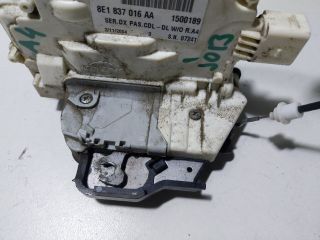 bontott AUDI A4 B7 Jobb hátsó Ajtózár