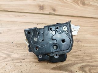 bontott AUDI A4 B7 Jobb hátsó Ajtózár