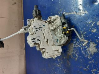 bontott AUDI A4 B7 Jobb hátsó Ajtózár