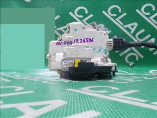 bontott AUDI A4 B7 Jobb hátsó Ajtózár