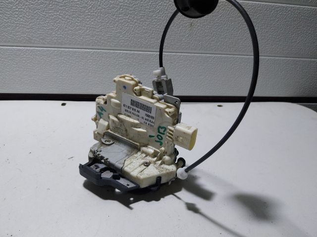 bontott AUDI A4 B7 Jobb hátsó Ajtózár