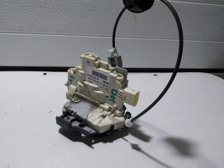 bontott AUDI A4 B7 Jobb hátsó Ajtózár