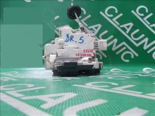 bontott AUDI A4 B7 Jobb hátsó Ajtózár