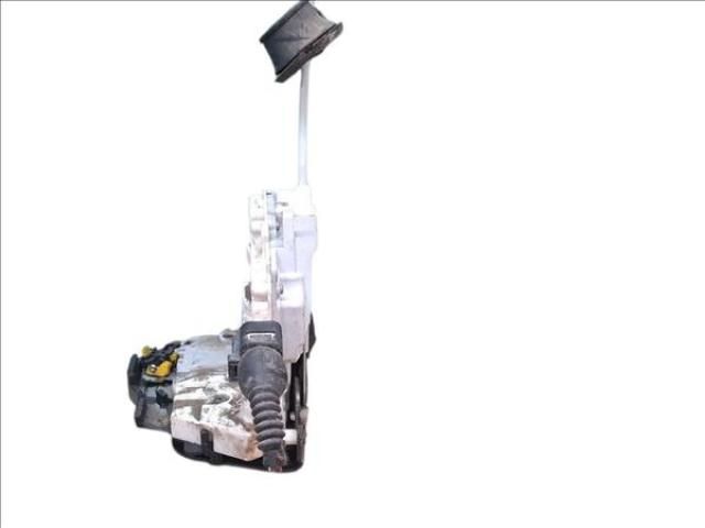 bontott AUDI A4 B7 Jobb hátsó Ajtózár