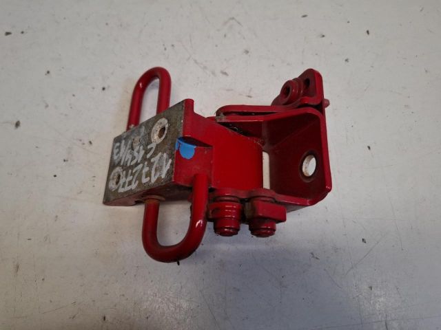 bontott AUDI A4 B7 Jobb hátsó Alsó Zsanér