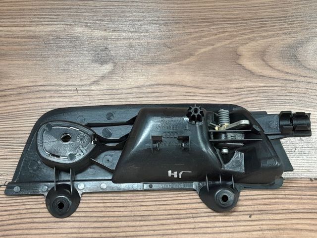 bontott AUDI A4 B7 Jobb hátsó Belső Kilincs