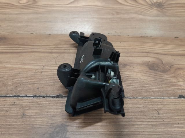 bontott AUDI A4 B7 Jobb hátsó Belső Kilincs