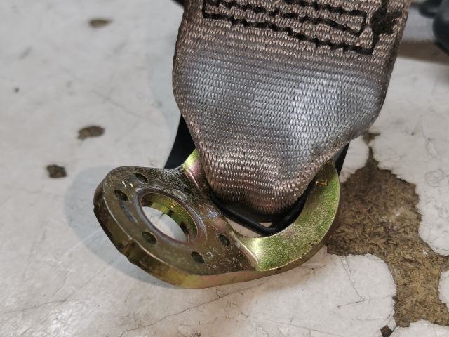 bontott AUDI A4 B7 Jobb hátsó Biztonsági Öv