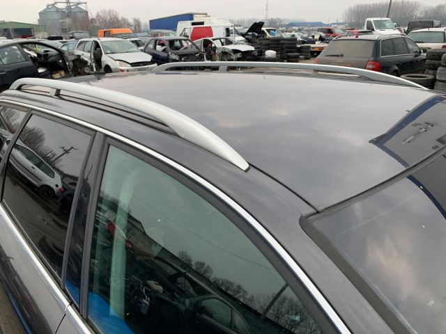 bontott AUDI A4 B7 Jobb hátsó Csonkállvány Kerékaggyal