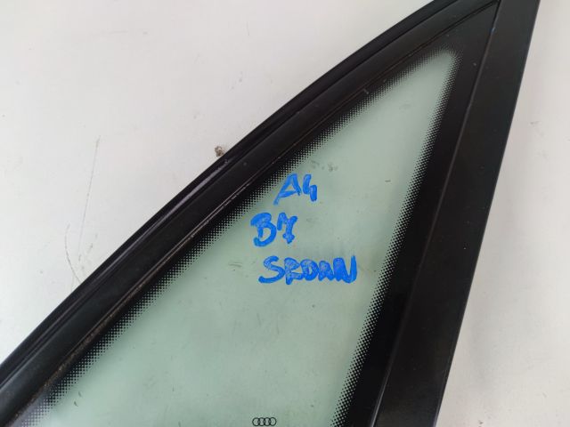 bontott AUDI A4 B7 Jobb hátsó Fixüveg (Ajtóban)